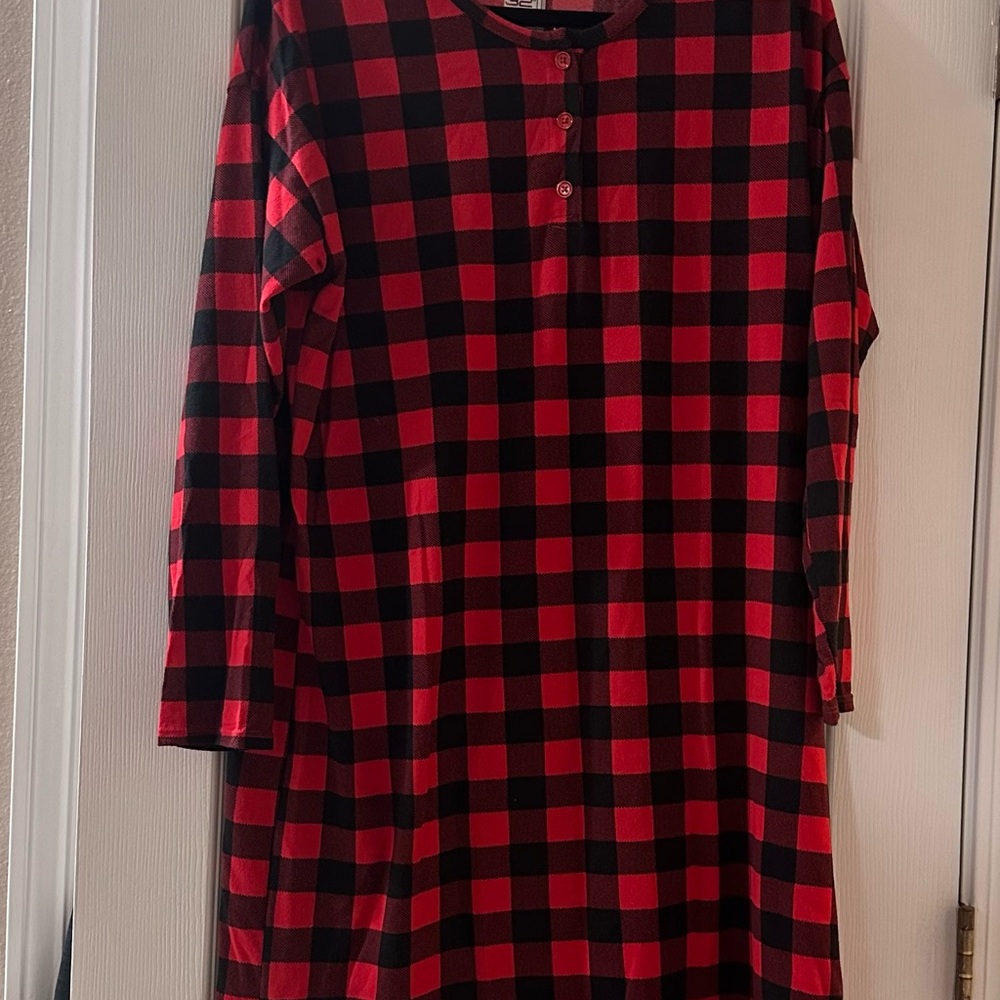 32 Degrees Red and Black Plaid Nightshirt - Picture 2 of 2
